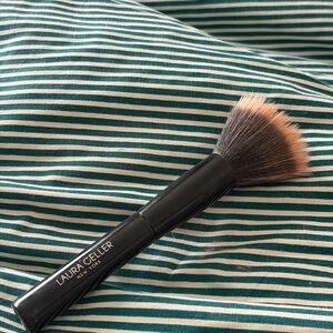 Laura Geller Stippling Makeup Brush